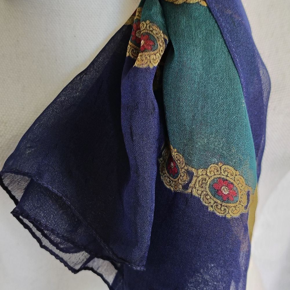 Compagnie Internationale Express Equestrian Plaid Gold Filigree Scarf Old Money - Picture 6 of 17